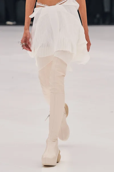 Look 95